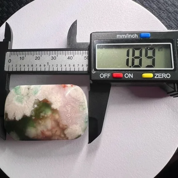 Green Flower Agate Crystal Palmstone (7) - Picture 10 of 11